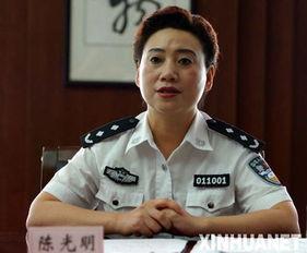 陈光明年轻时全身照片,风华正茂的青春影像